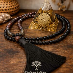 Pyramide d’Orgonite Œil de Tigre — Harmonie & Protection Énergétique